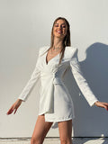 Abito a blazer con bottone bianco - R.a. Boutique 