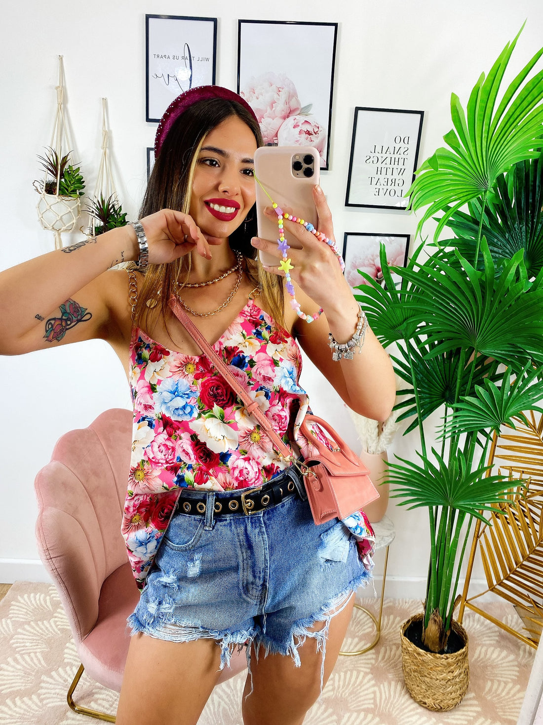 maglia floreale con catena base Rosa - R.a. Boutique 