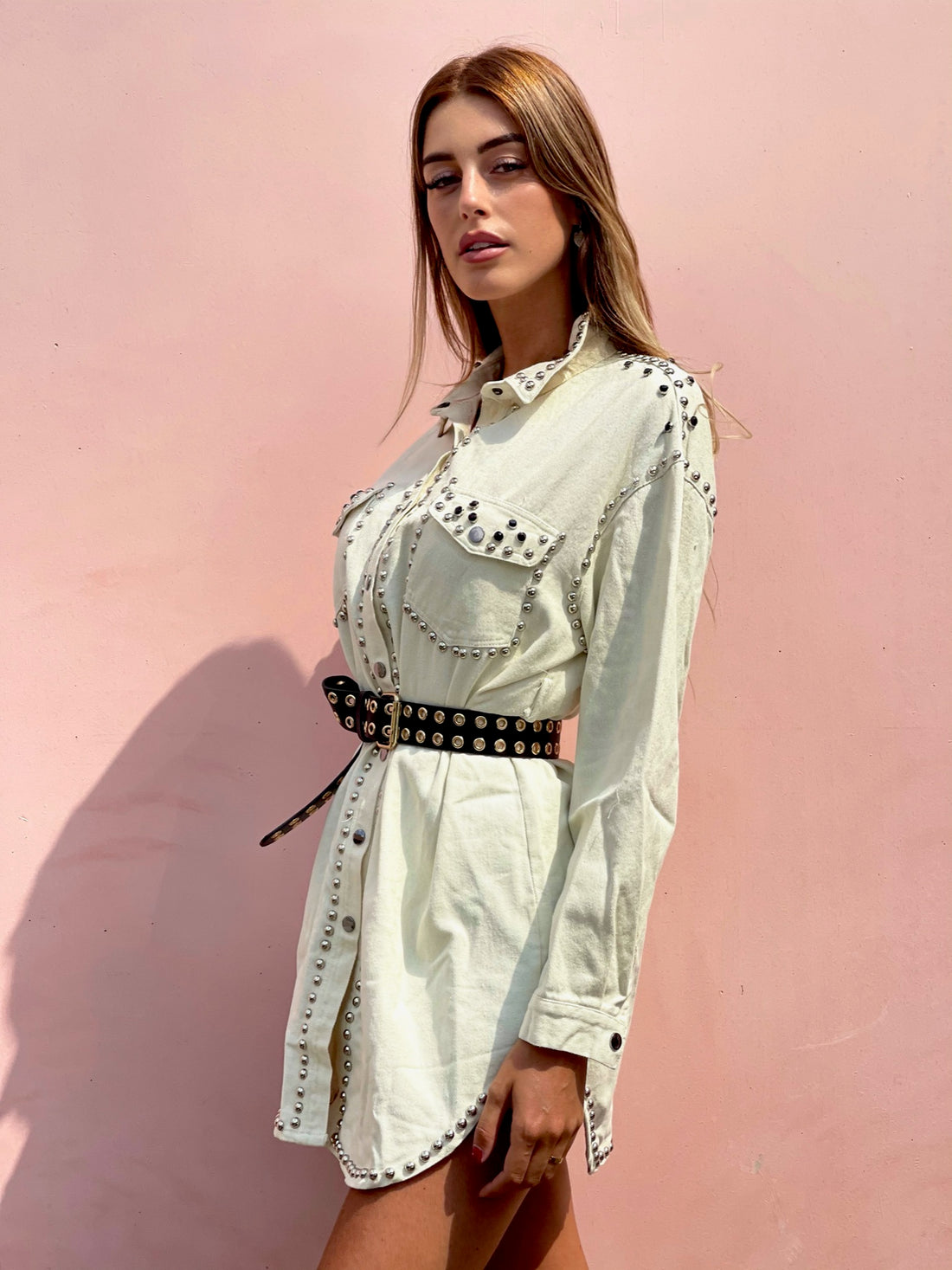 Abito con borchie manica lunga beige - R.a. Boutique 