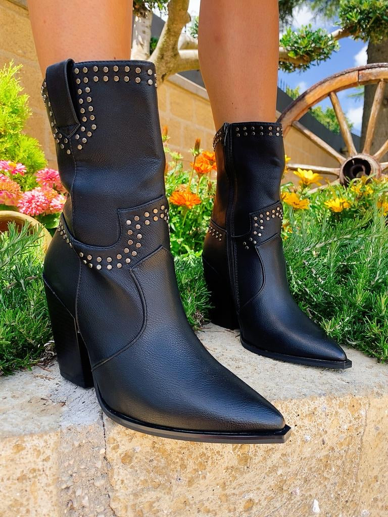 Texano con borchiette - R.a. Boutique 