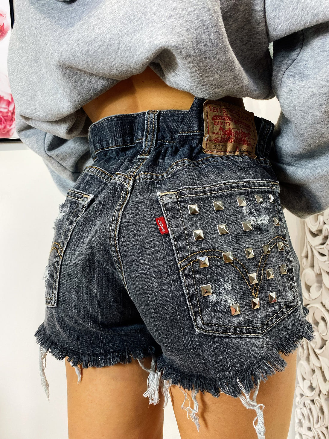 Short Levi’s Vintage con Borchie bagno grigio scuro - R.a. Boutique 