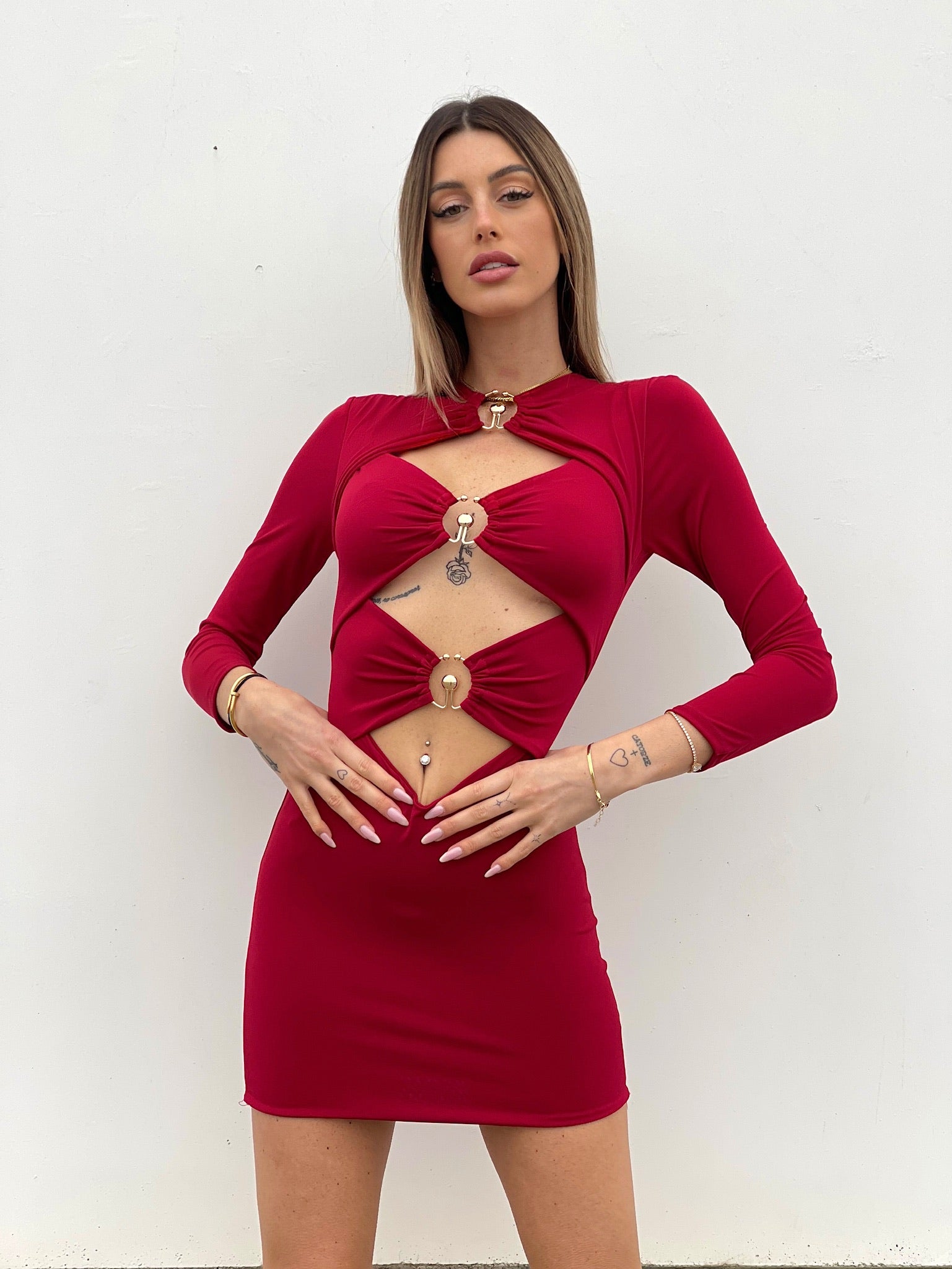 Abito con tre cerchi e aperture bordeaux - R.a. Boutique 