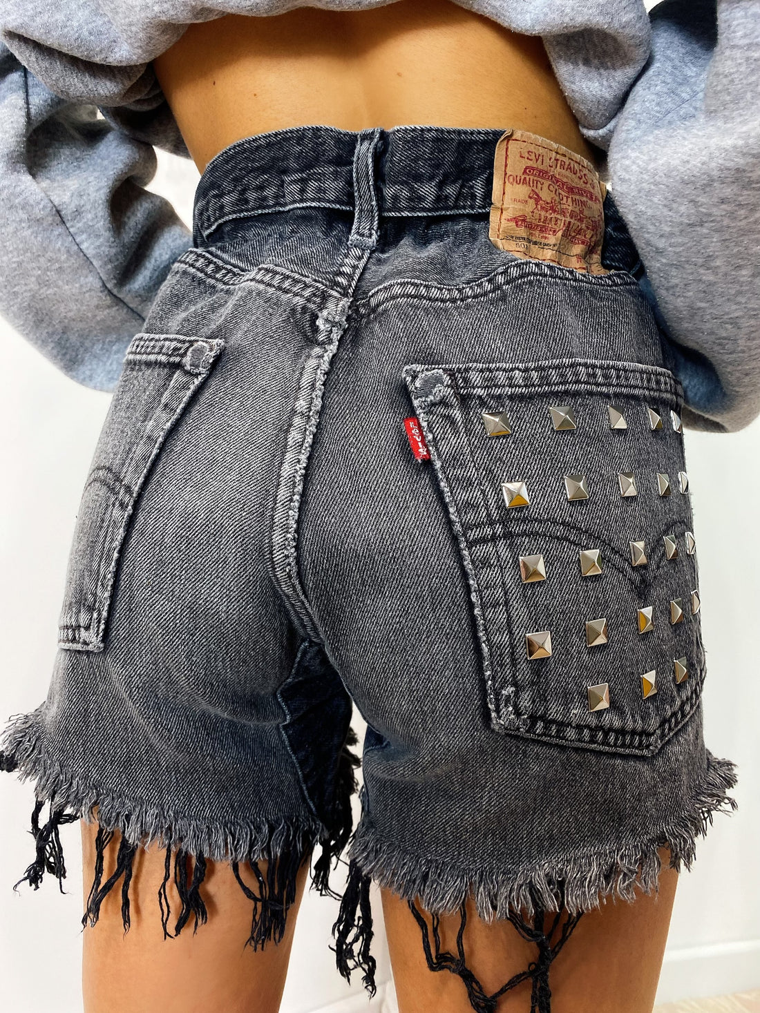 Short Levi’s Vintage Nero con Borchie - R.a. Boutique 