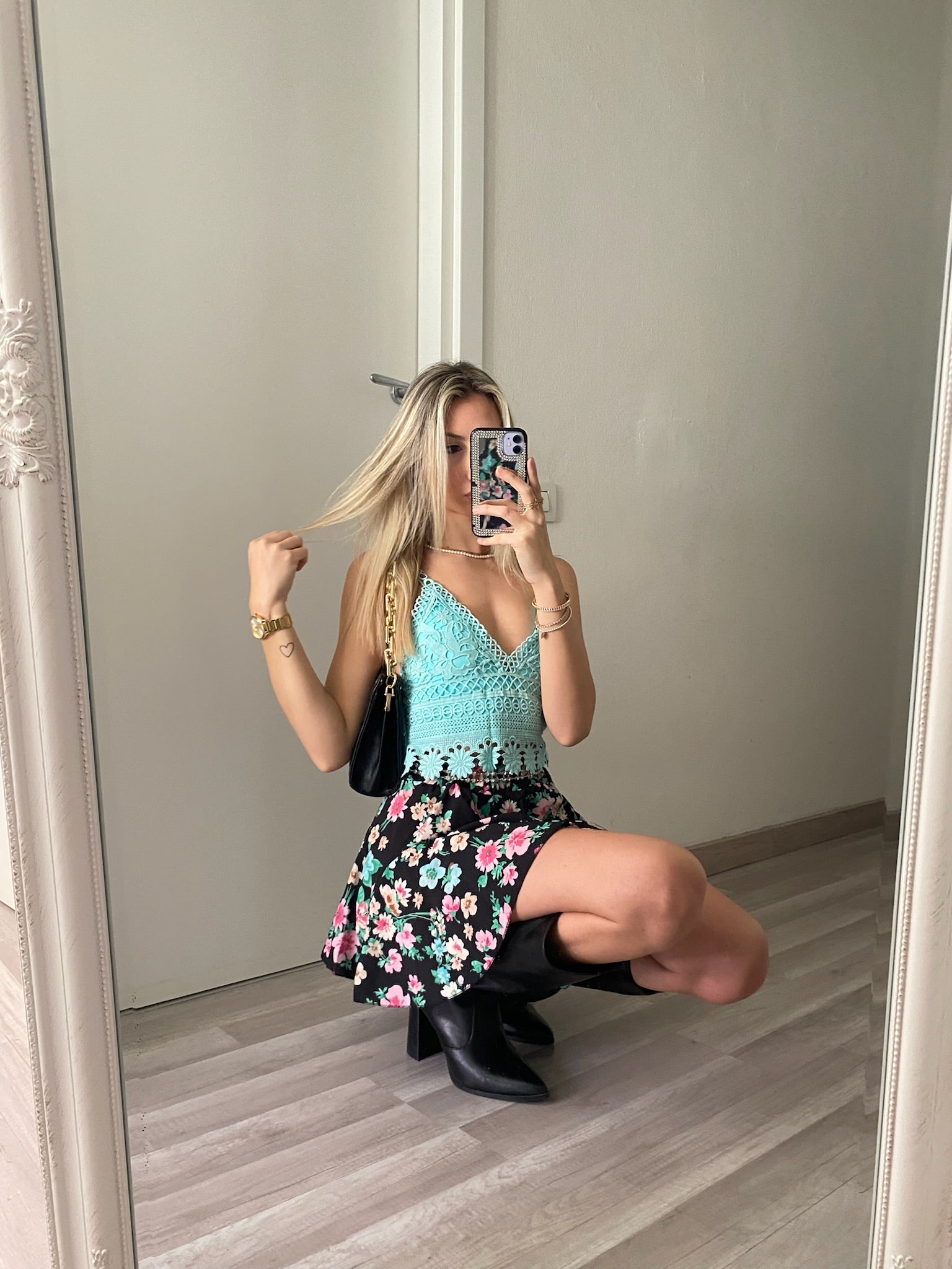 Top in pizzo Verdeacqua con pizzo - R.a. Boutique 