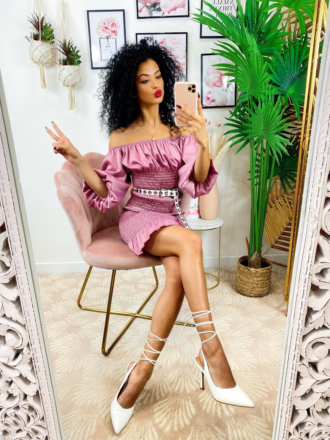 Abito aderente arricciato rosa - R.a. Boutique 