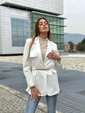 Blazer bianco con cintura - R.a. Boutique 