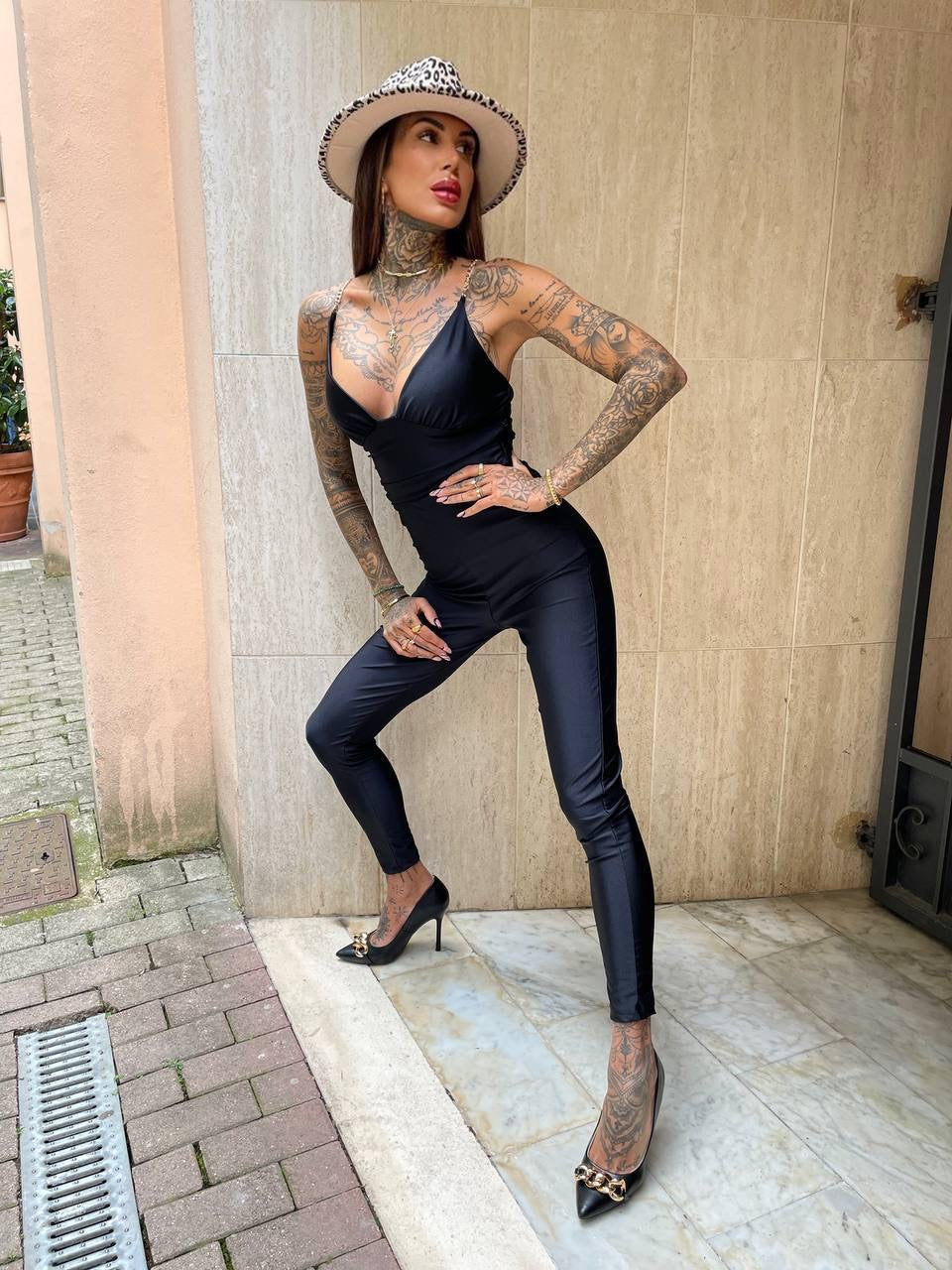 Tuta nera aderente spalline catena - R.a. Boutique 