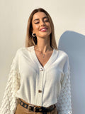 Maglione con onde e bottoni gioiello Bianco - R.a. Boutique 