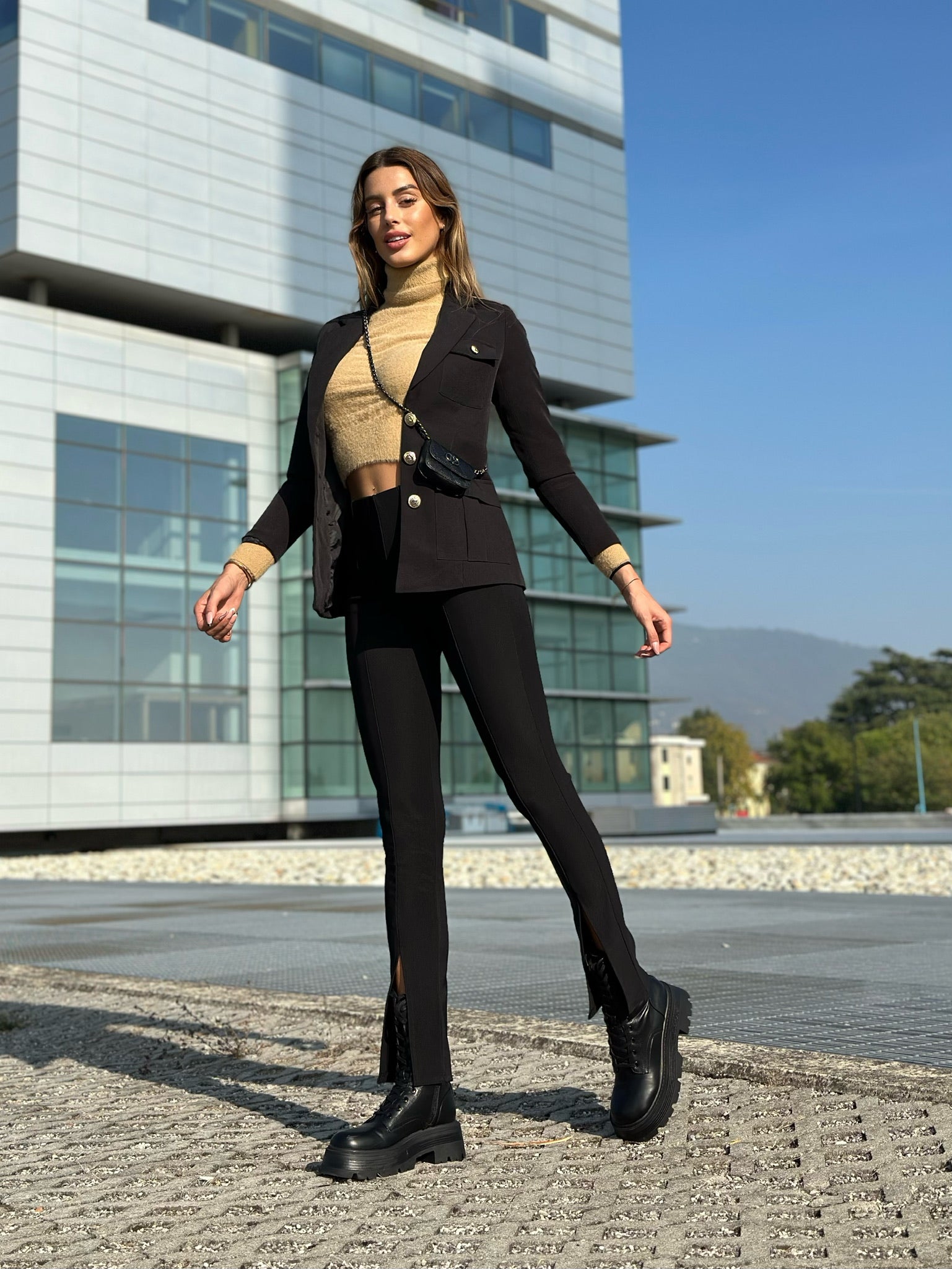 Blazer Nero con Borsetta - R.a. Boutique 