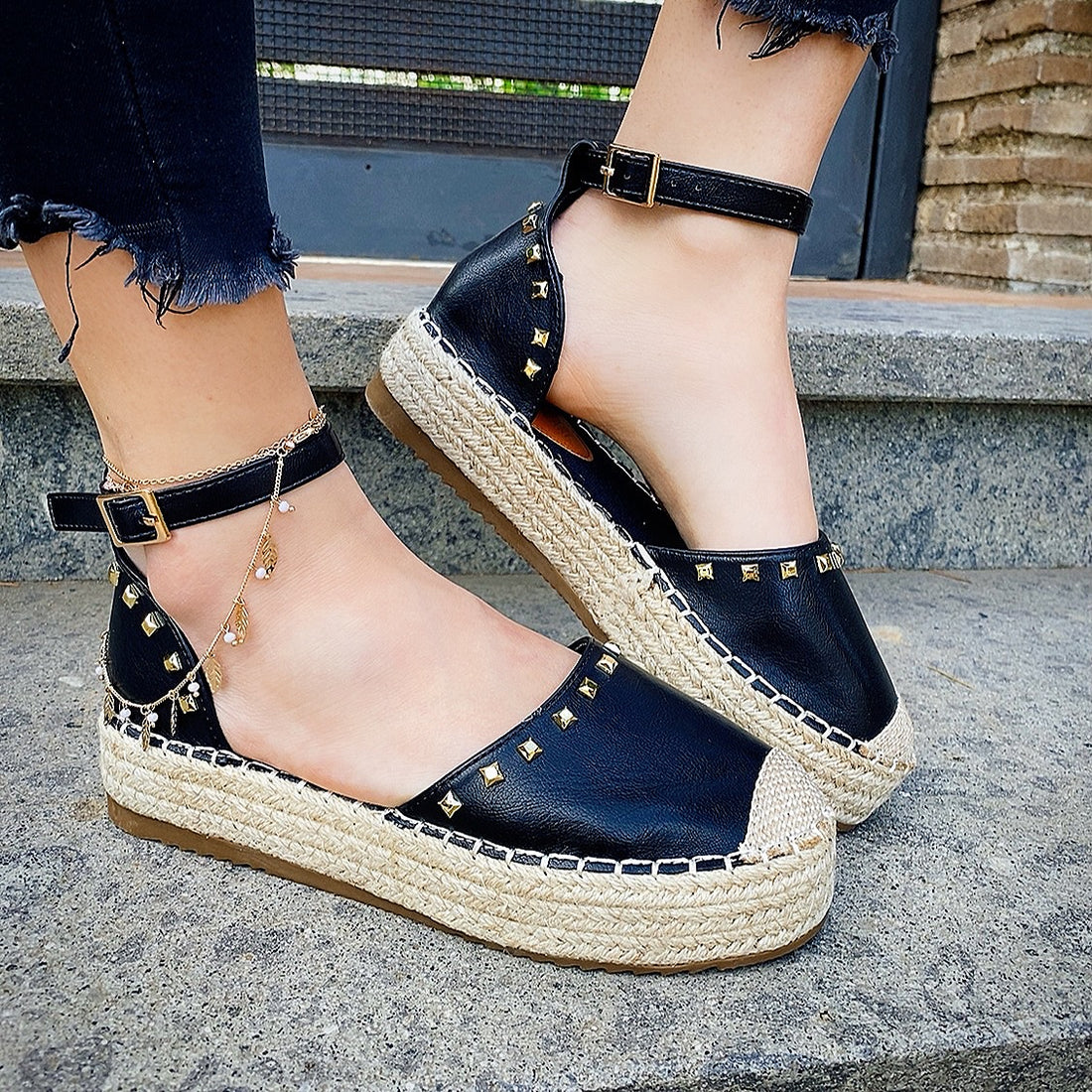 Espadrillas platform basse con borchie nere - R.a. Boutique 