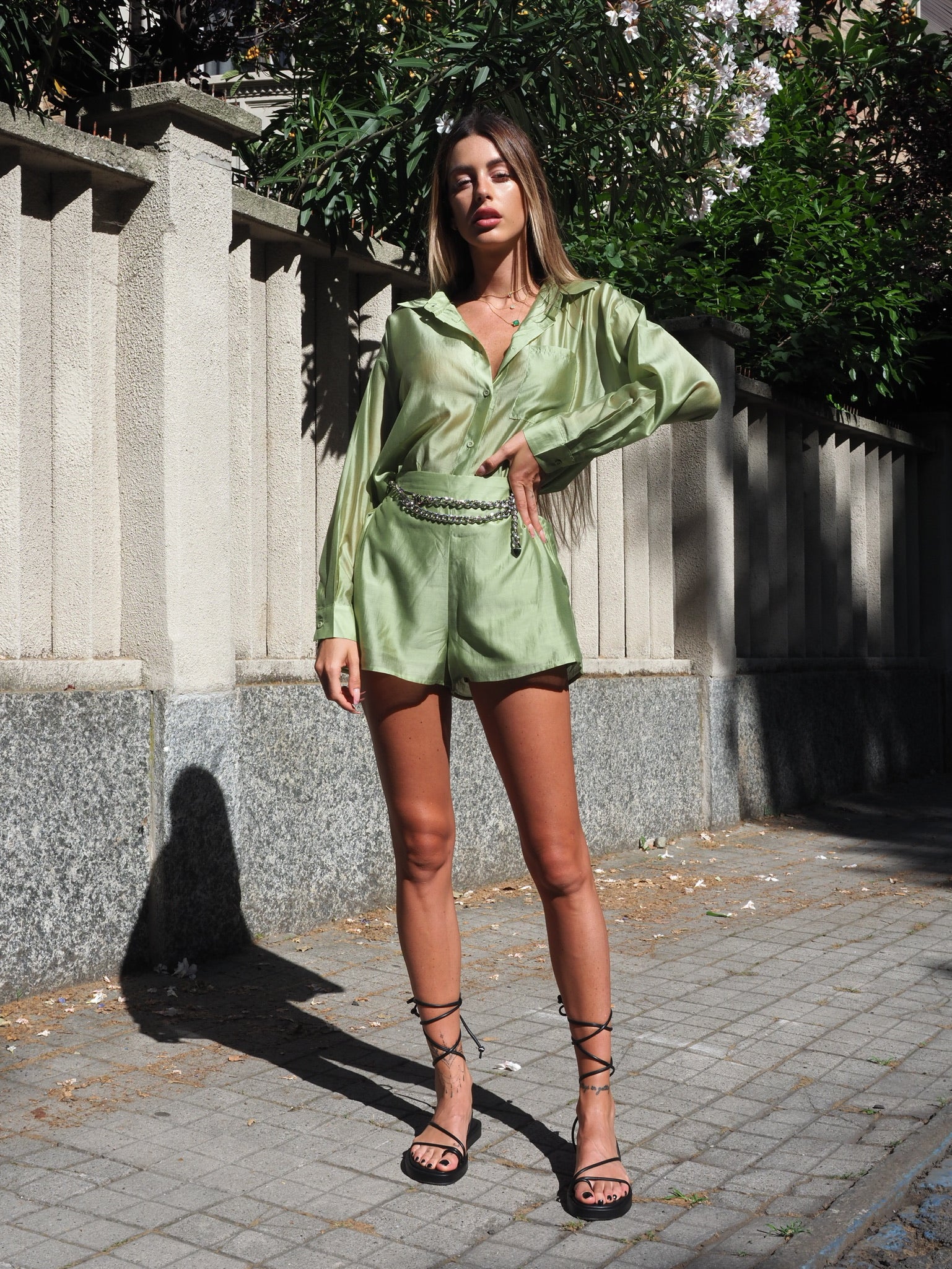 Completo camicia e short pistacchio - R.a. Boutique 