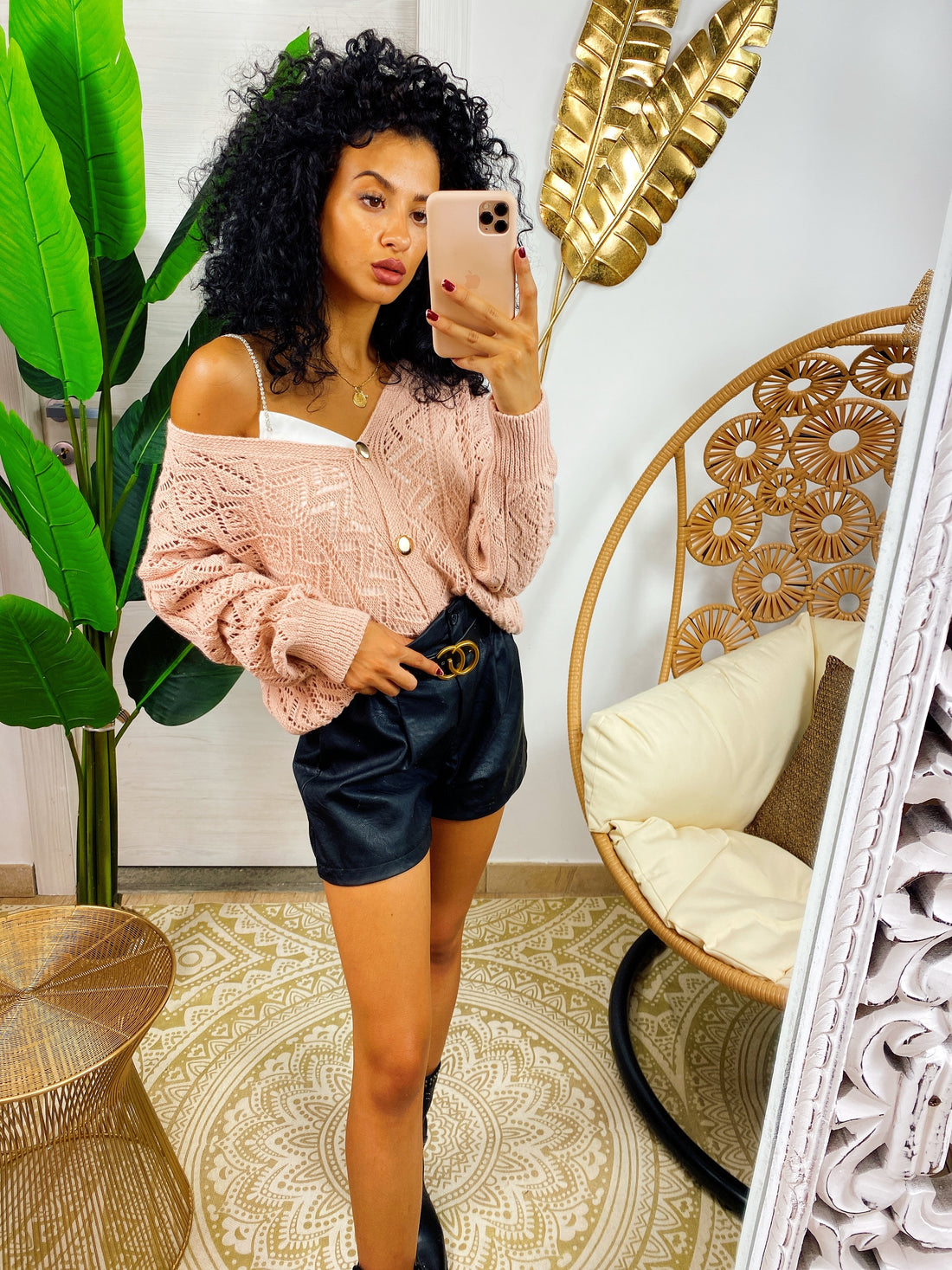 Maglioncino ricamato rosa con bottoni - R.a. Boutique 