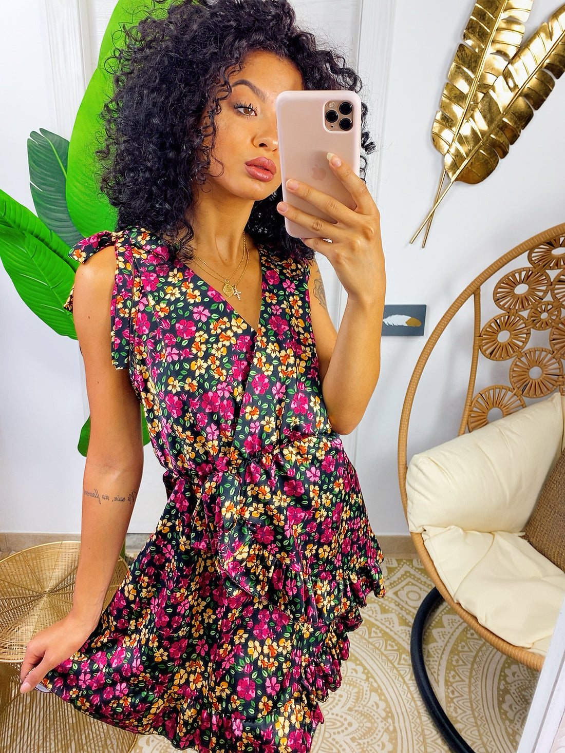 Abito a fiori chiusura a portafoglio nero - R.a. Boutique 