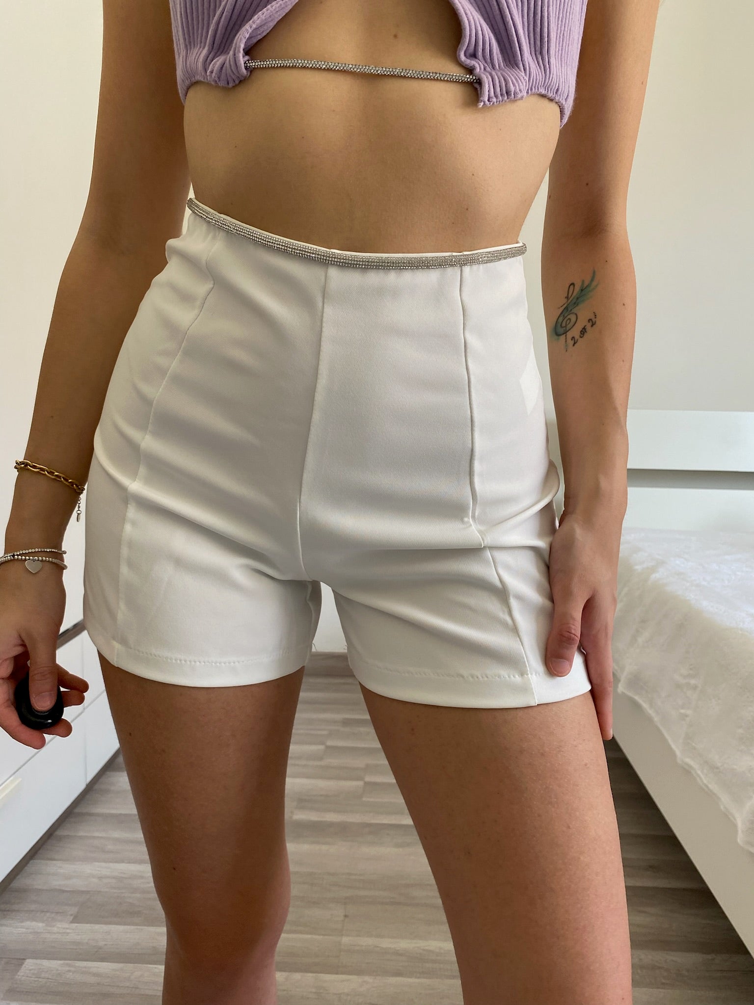 Short bianco con strass - R.a. Boutique 