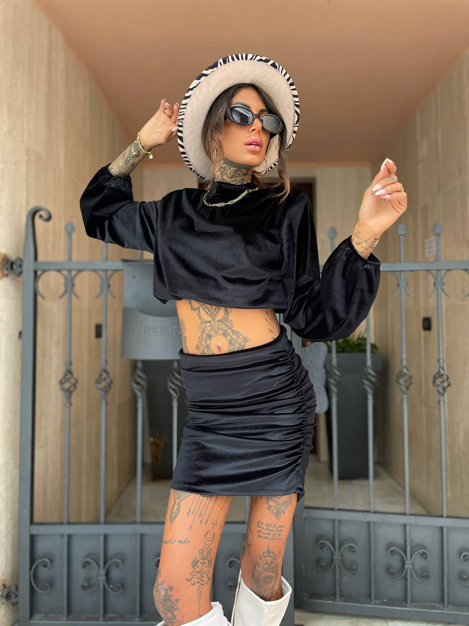 Completo top e gonna in velluto - R.a. Boutique 