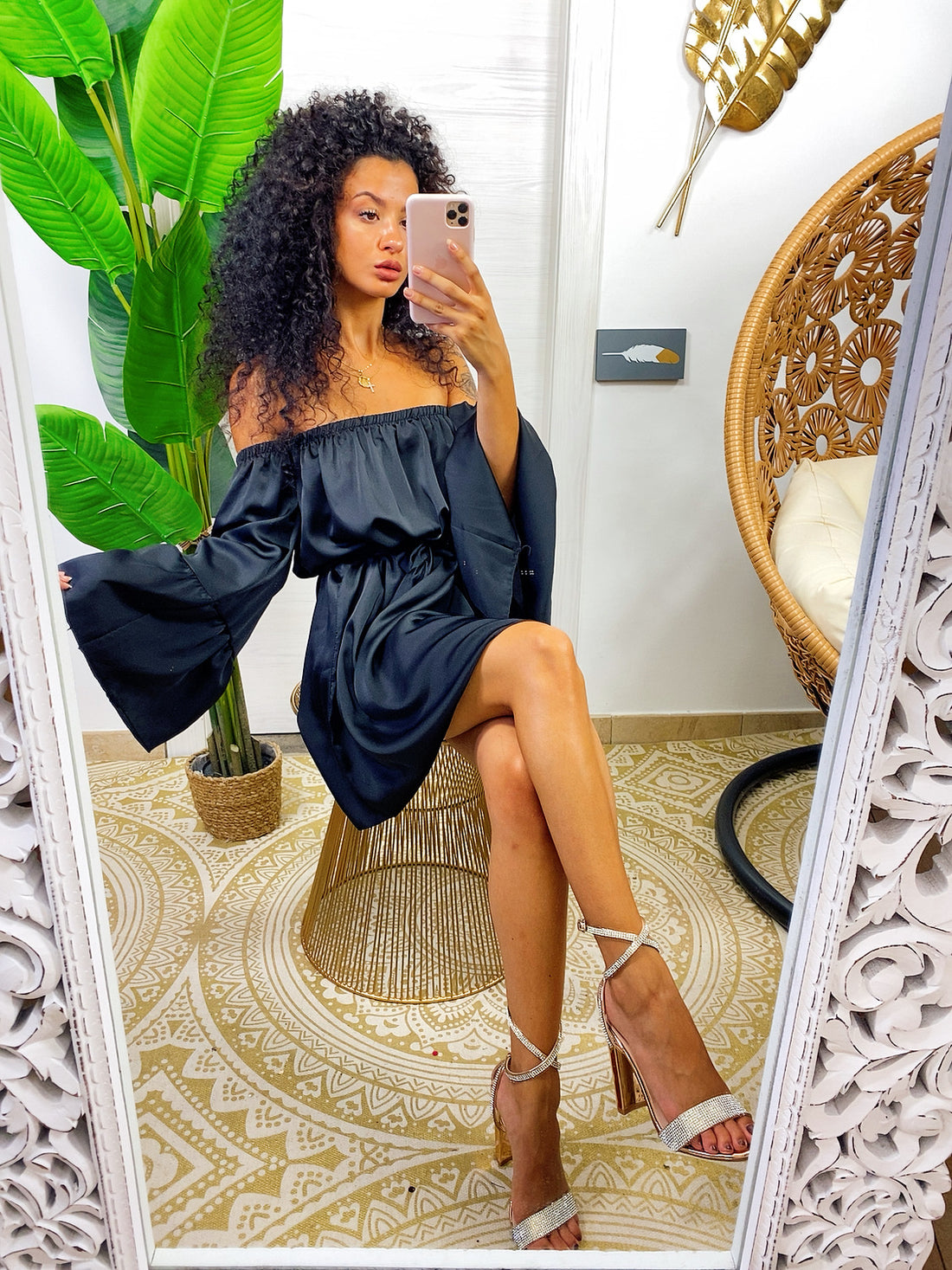 Abito in raso manica larga nero - R.a. Boutique 