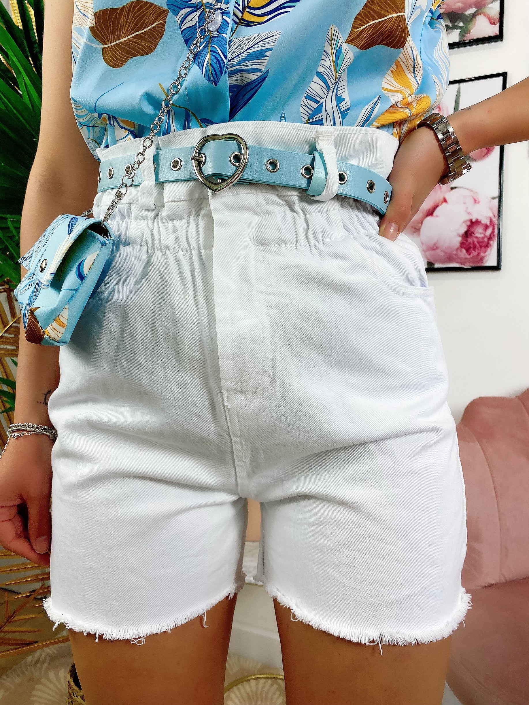 Short bianco con elastico - R.a. Boutique 