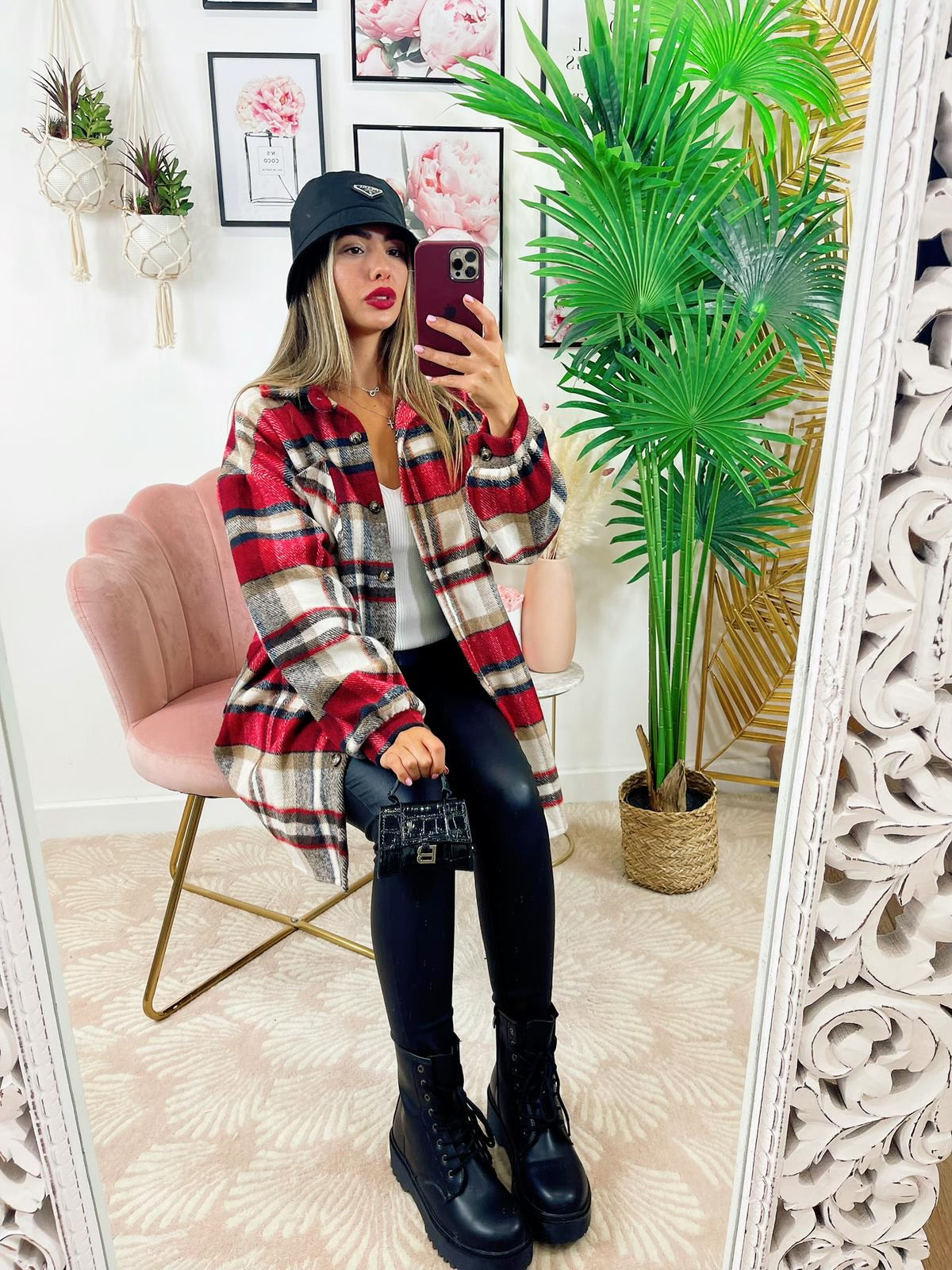 Giacca a quadri dettaglio rosso lunga - R.a. Boutique 