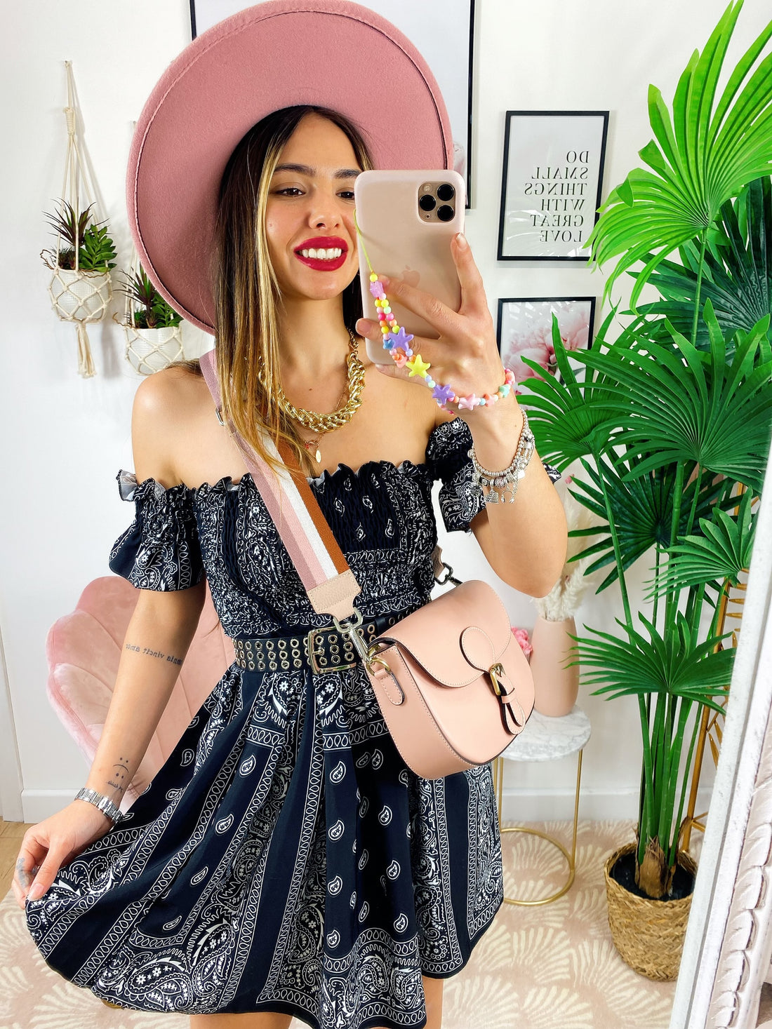 Abito scollo a barchetta stampa bandana Nero - R.a. Boutique 