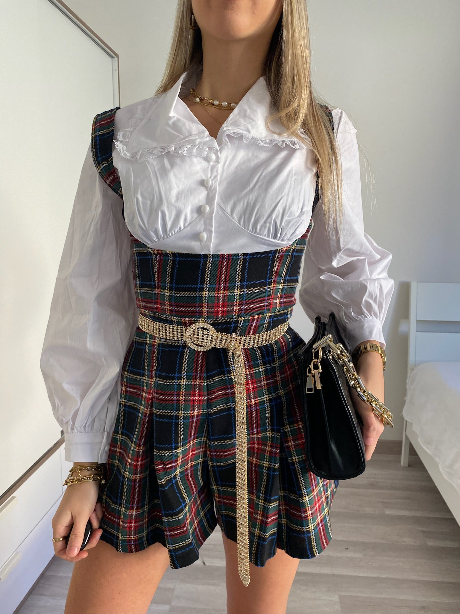 Salopette scozzese con camicia blu - R.a. Boutique 