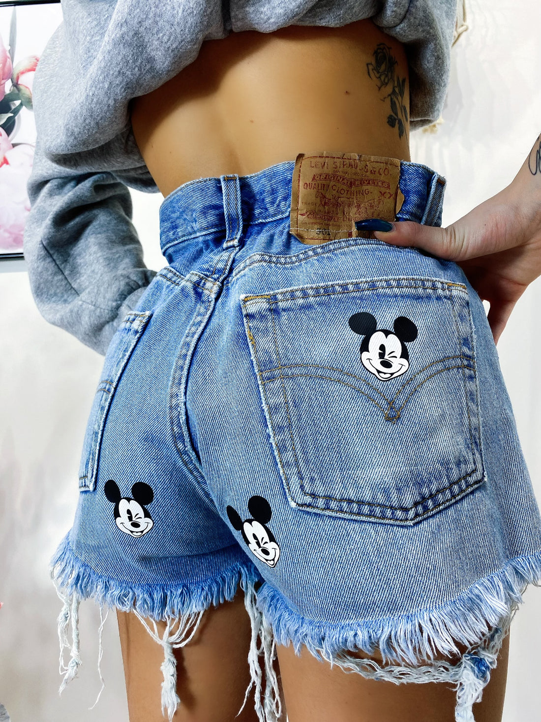 Short Levi’s Vintage con stampa topolino sfrangiato - R.a. Boutique 