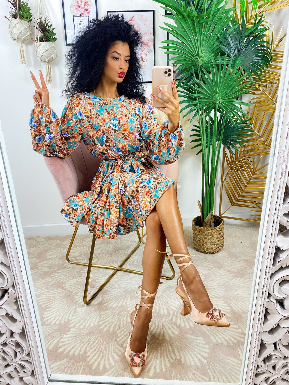 Abito a fiori nude e azzurri - R.a. Boutique 