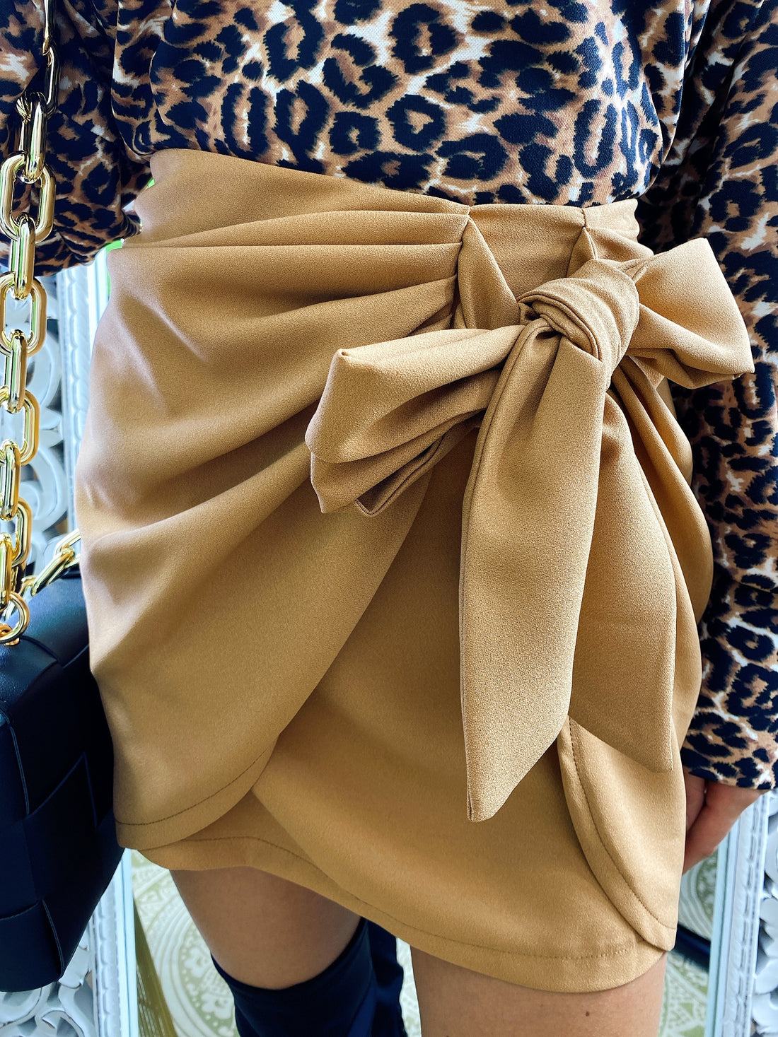 Gonna con fiocco beige - R.a. Boutique 