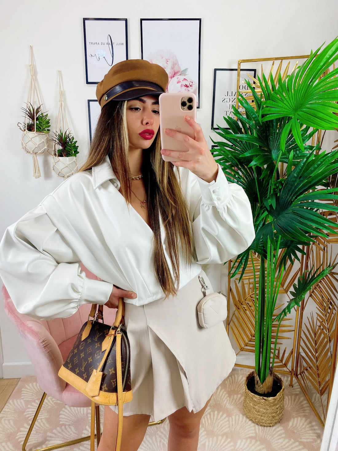 Short beige con marsupio - R.a. Boutique 