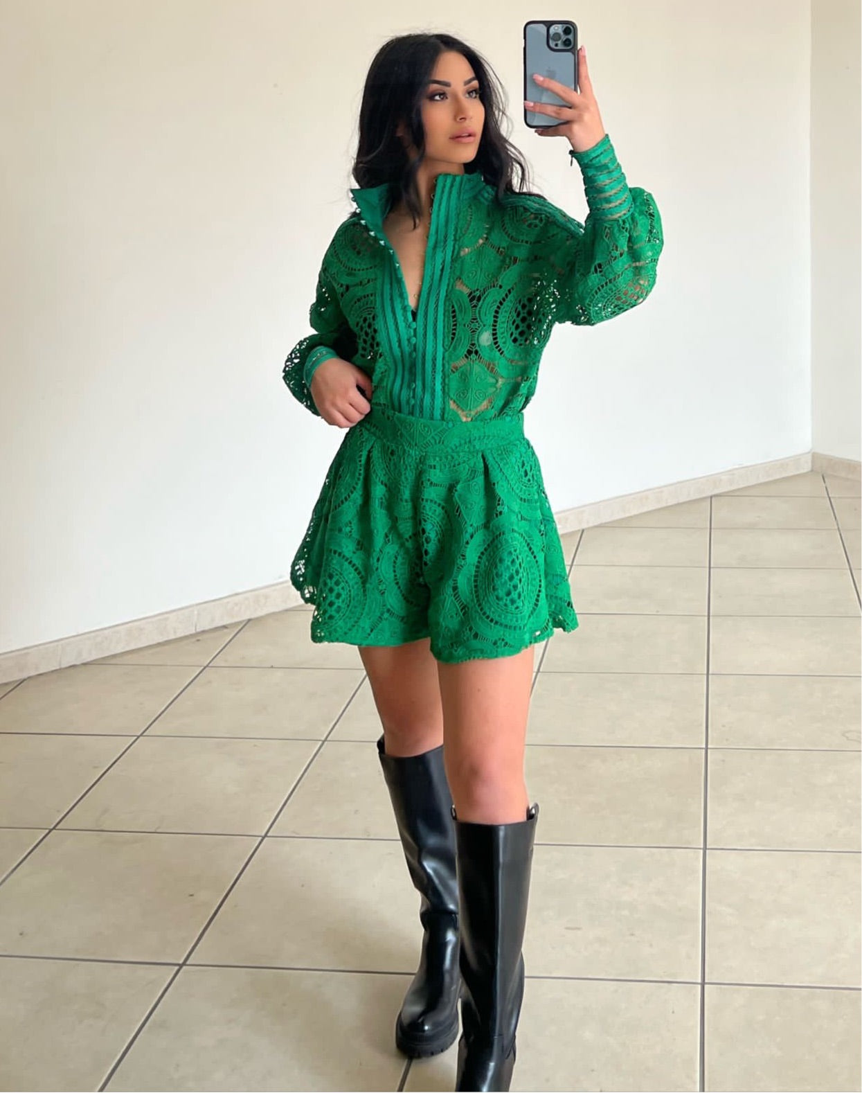 Completo camicia e short verde in pizzo - R.a. Boutique 