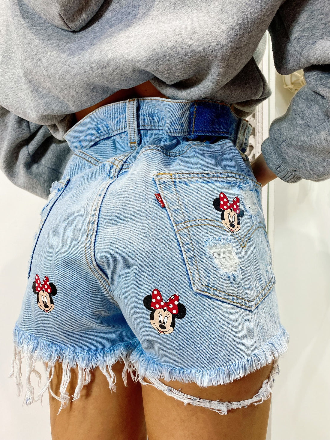 Short Levi’s Vintage stampa topolina e strappi - R.a. Boutique 
