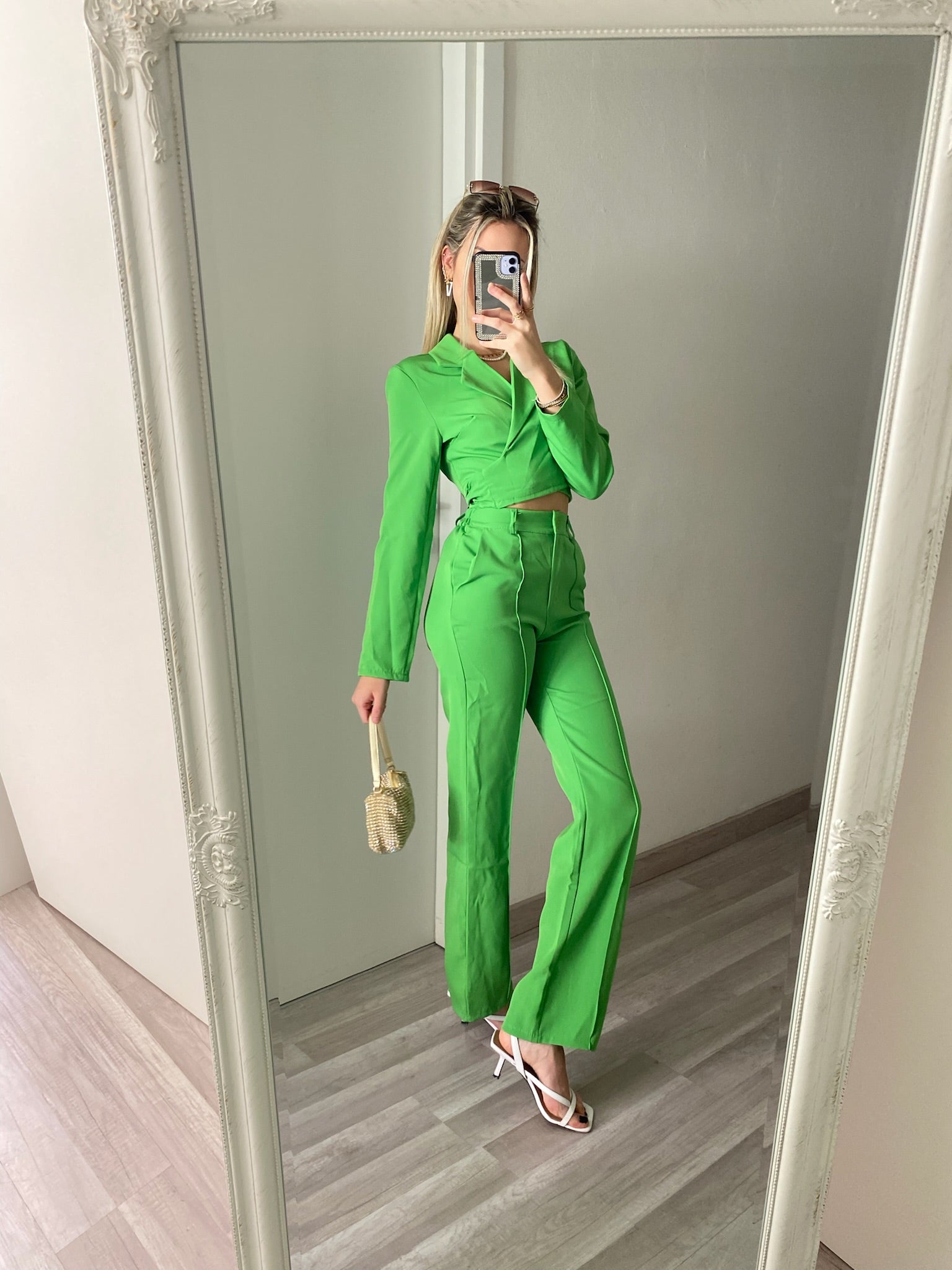 Completo top e pantalone verde - R.a. Boutique 