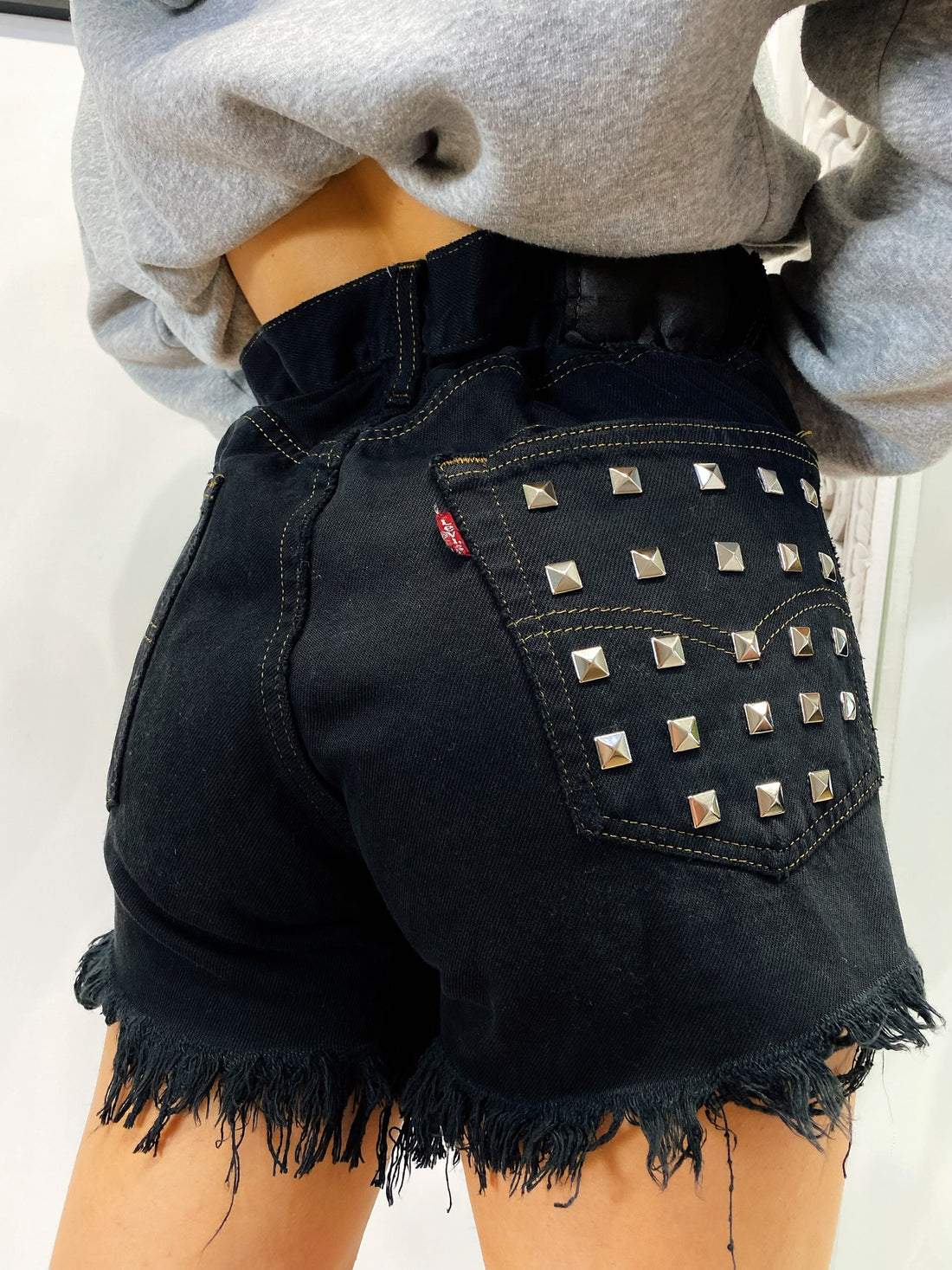 Short Levi’s Vintage con Borchie Nero - R.a. Boutique 