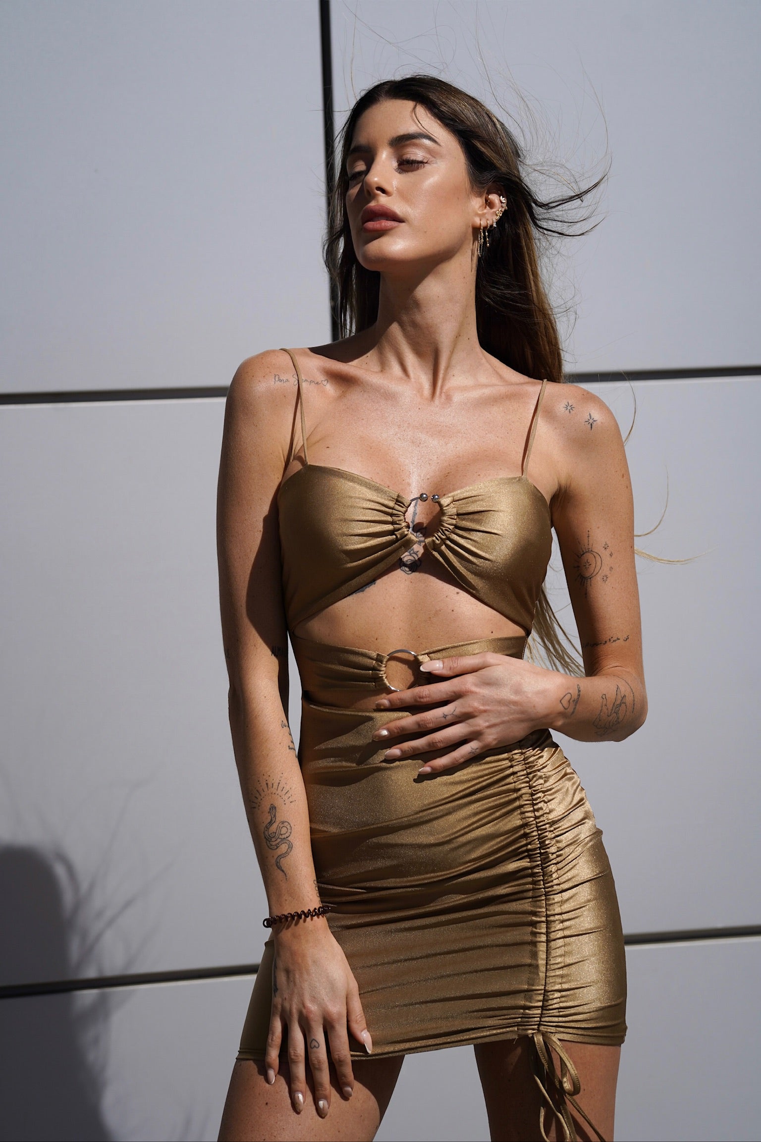 Abito bronzo anelli oro - R.a. Boutique 