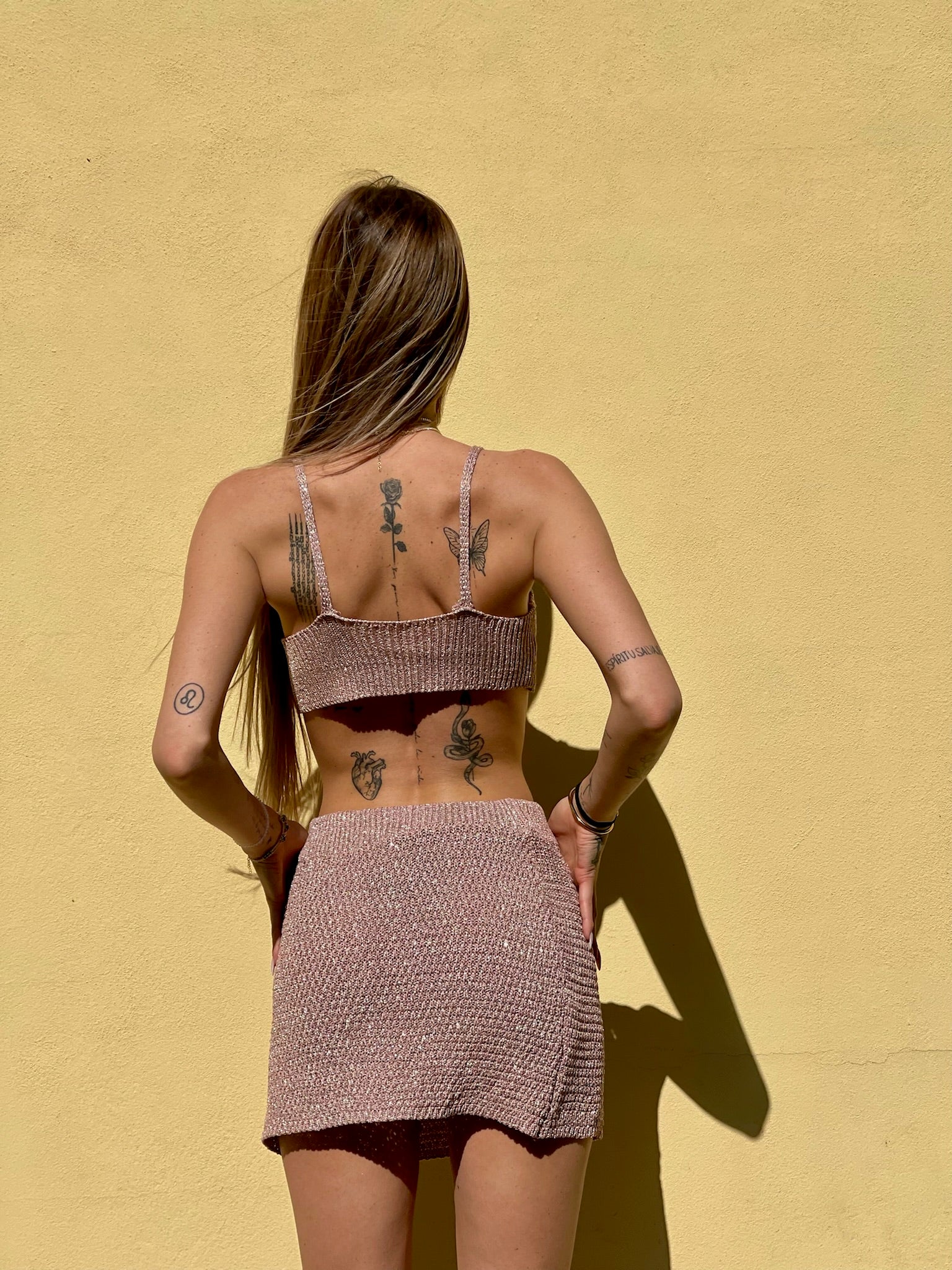 Completo top e gonna corta rosa gold - R.a. Boutique 