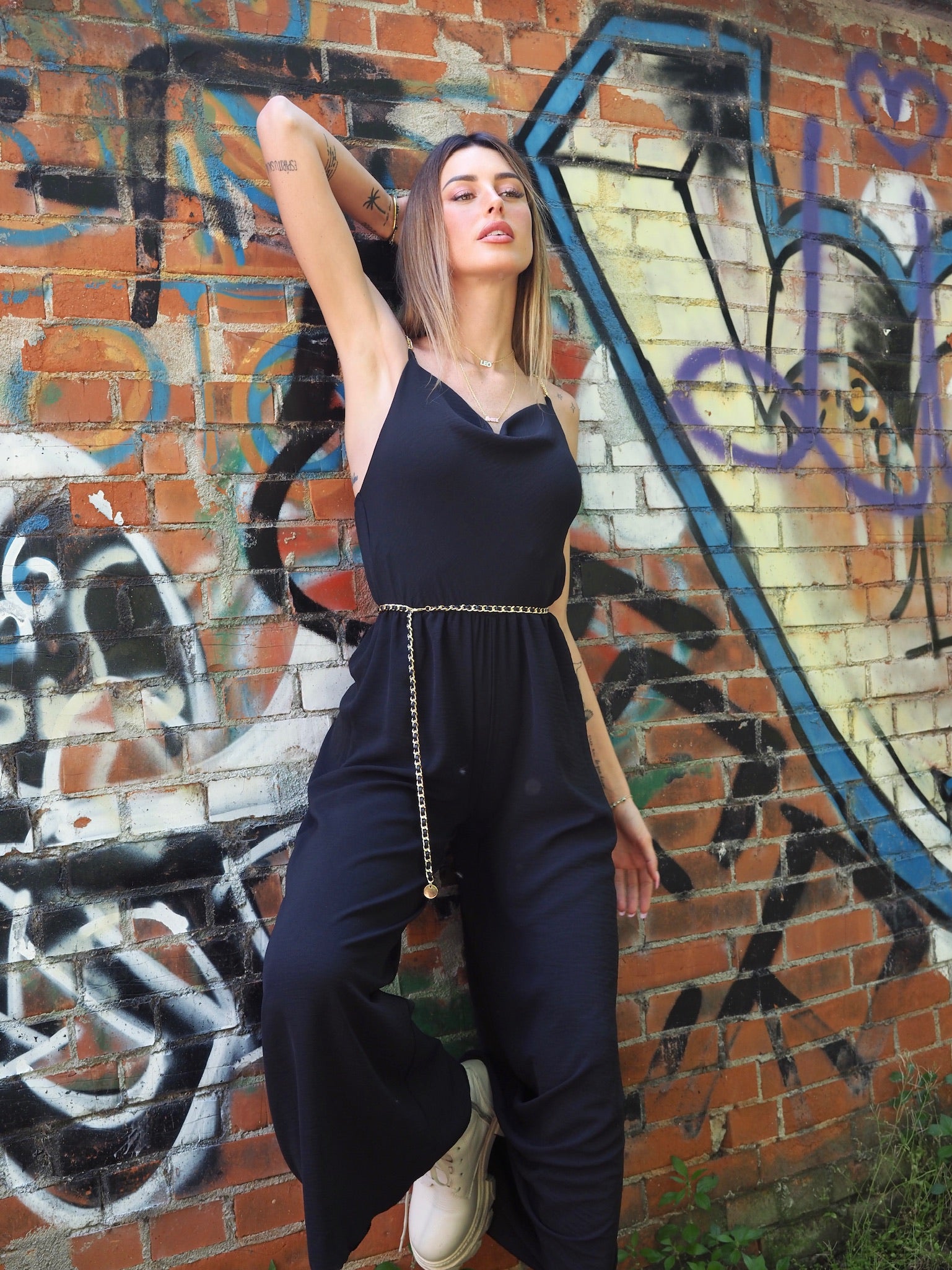 Tuta nera a palazzo spalline in catena - R.a. Boutique 