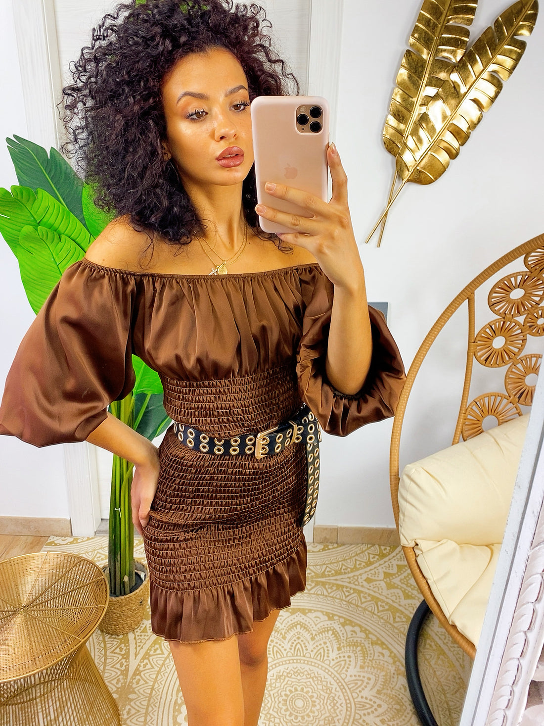 Abito aderente arricciato marrone - R.a. Boutique 