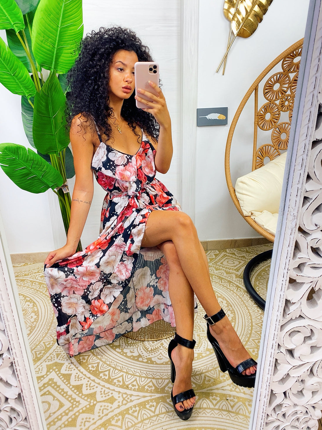 Abito con gonna asimmetrica e fiorellini nero - R.a. Boutique 