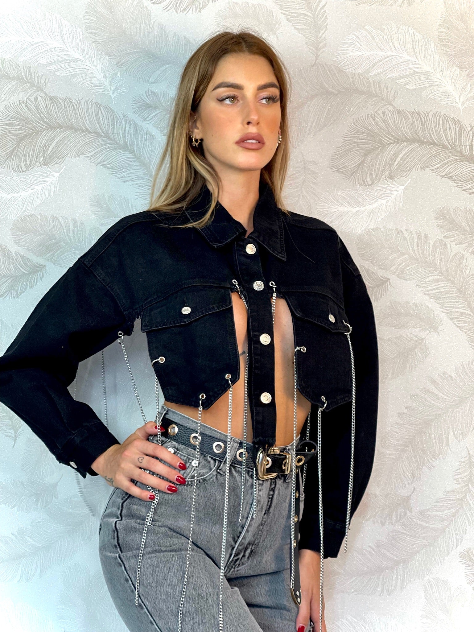 Giacca in jeans nero con frange - R.a. Boutique 