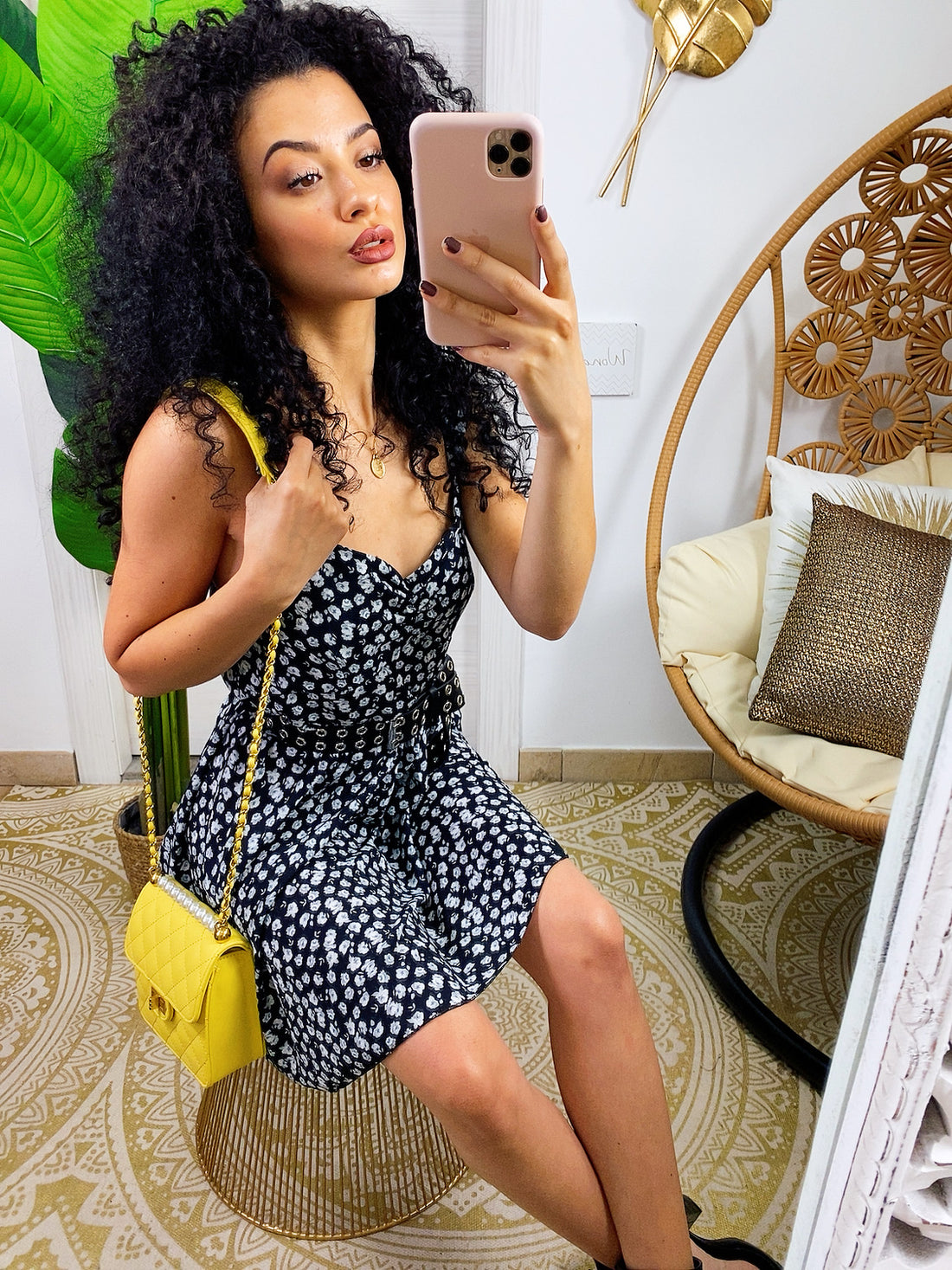 Abito leggero nero fiori bianchi - R.a. Boutique 