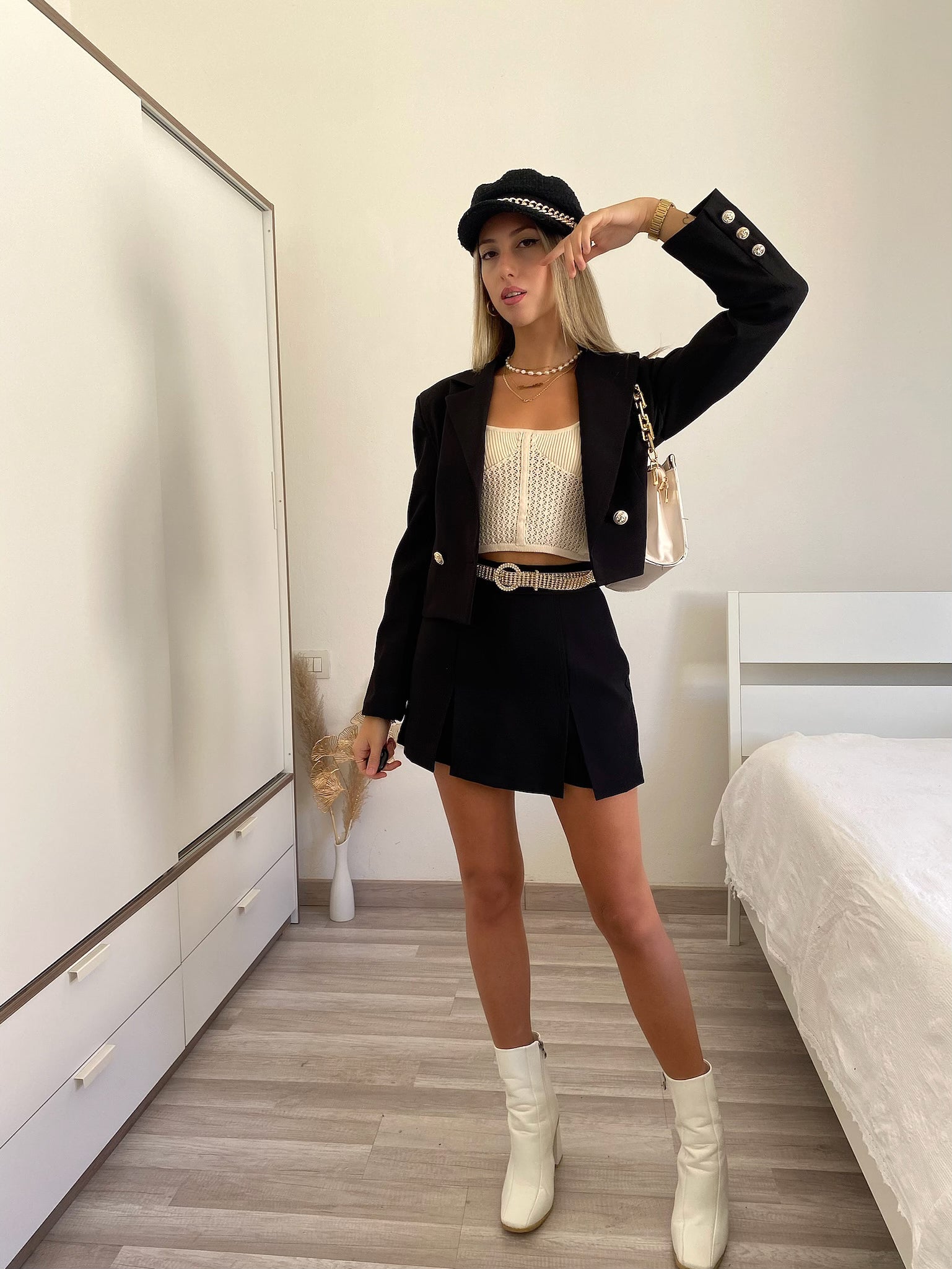 Completo giacca e short nero - R.a. Boutique 