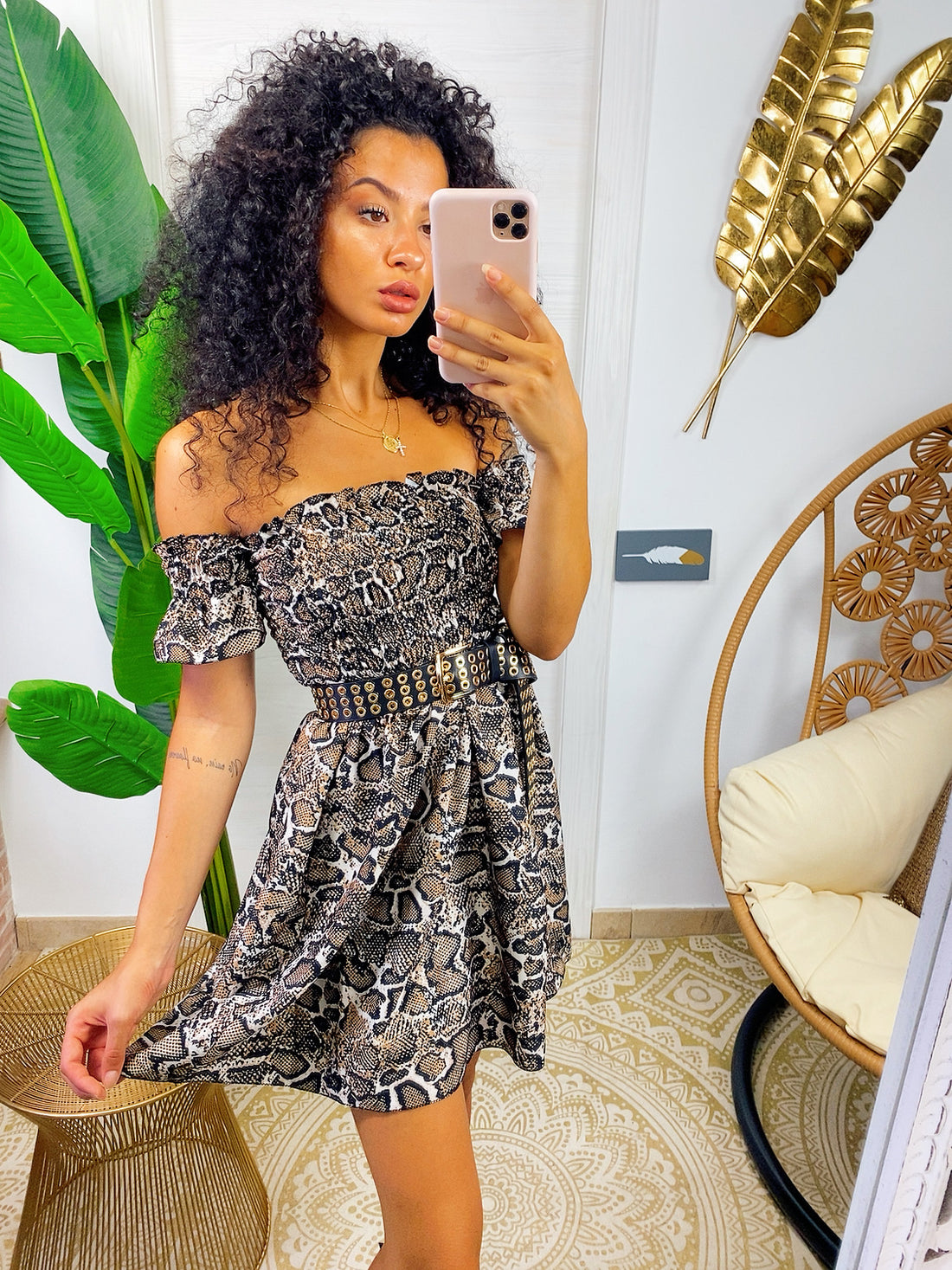 Abito pitonato marrone con scollo a barchetta - R.a. Boutique 