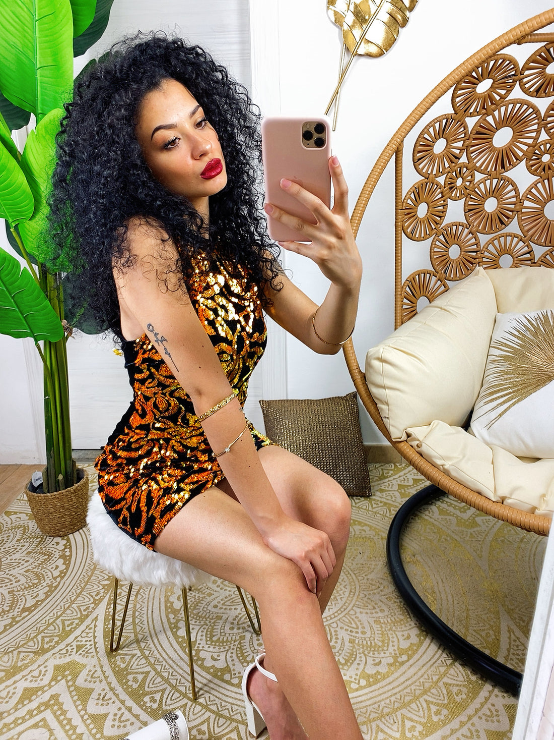 Abito in velluto con paillettes arancio - R.a. Boutique 