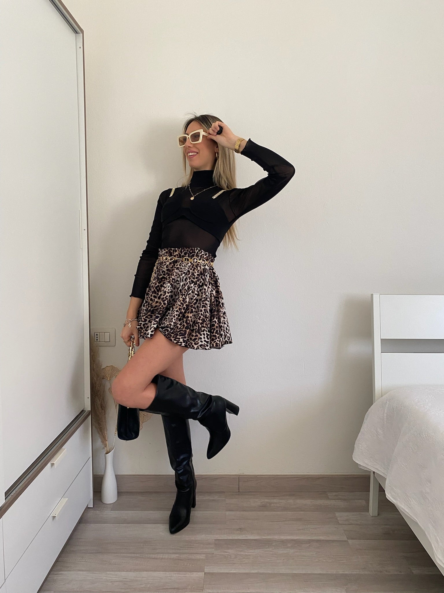 Camicia velata con corpino nero - R.a. Boutique 