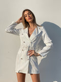 Abito a blazer bianco con bottoni e cintura - R.a. Boutique 