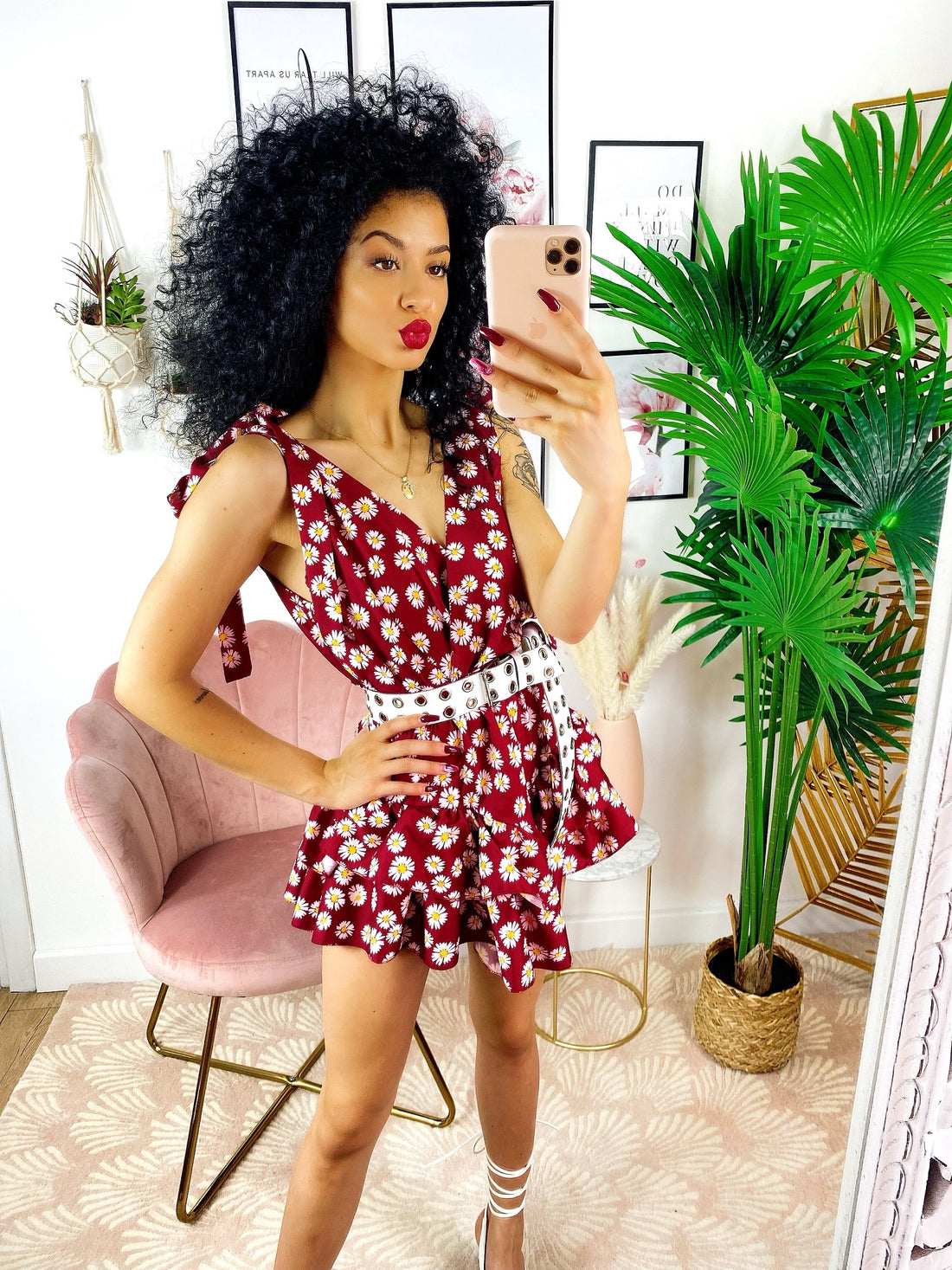 Abito con gonna a V e margherite Bordeaux - R.a. Boutique 