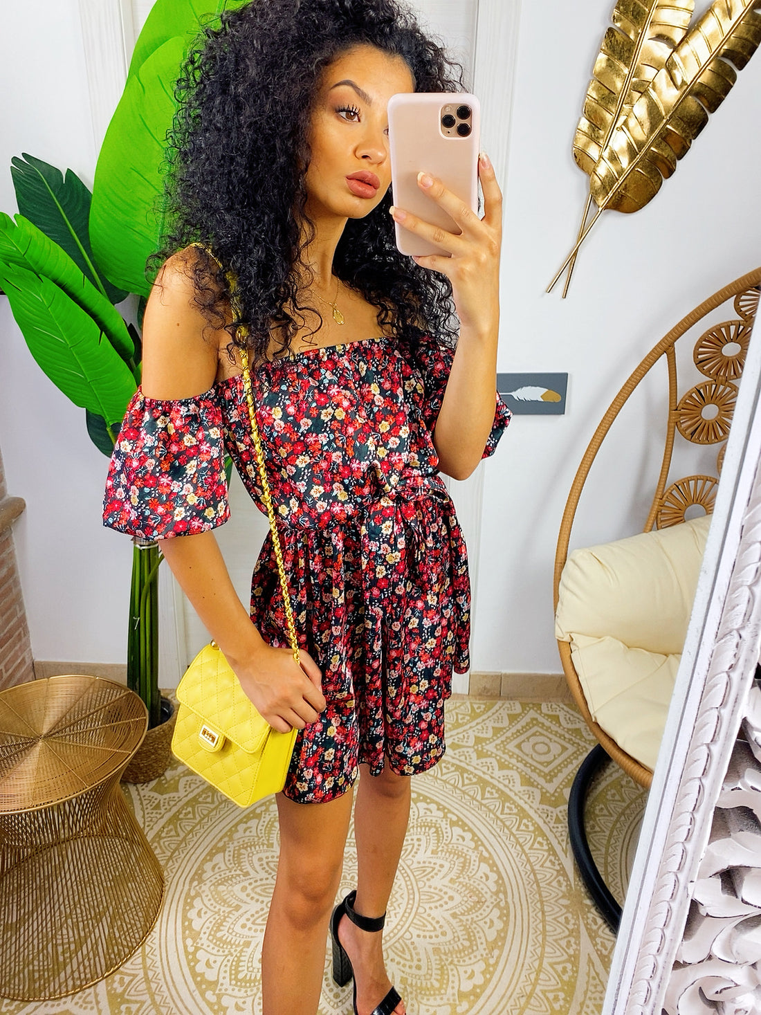 Tutina a fiori con scollo a barchetta nera - R.a. Boutique 