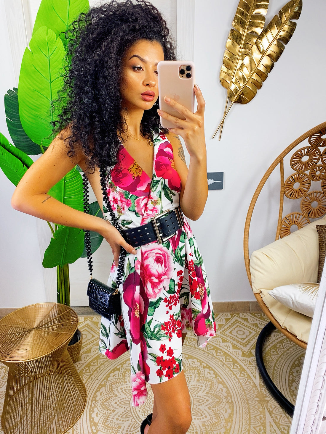 Tutina con incrocio a x sulla schiena fiori fuxia - R.a. Boutique 