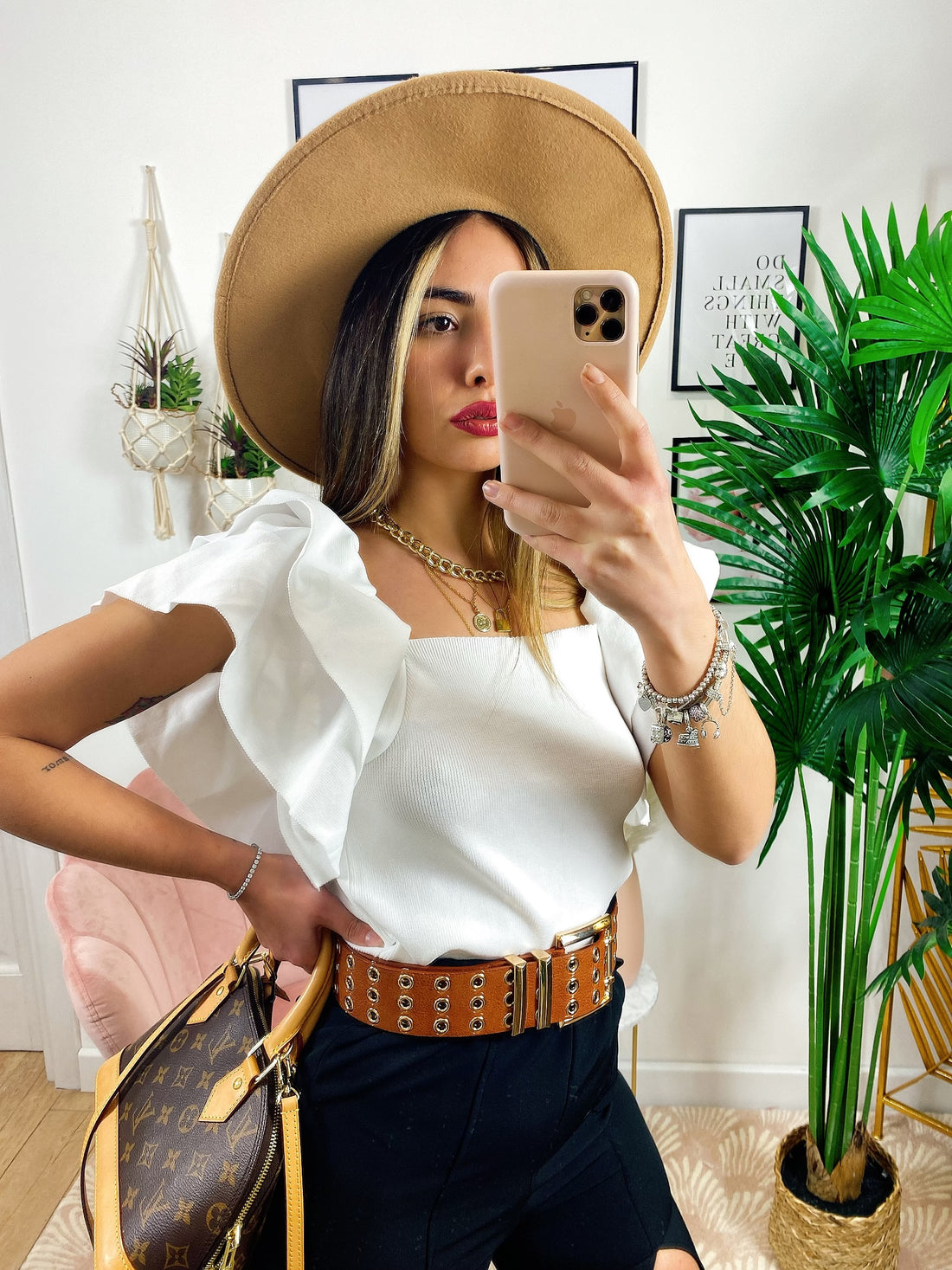 Blusa corta con voilant - R.a. Boutique 