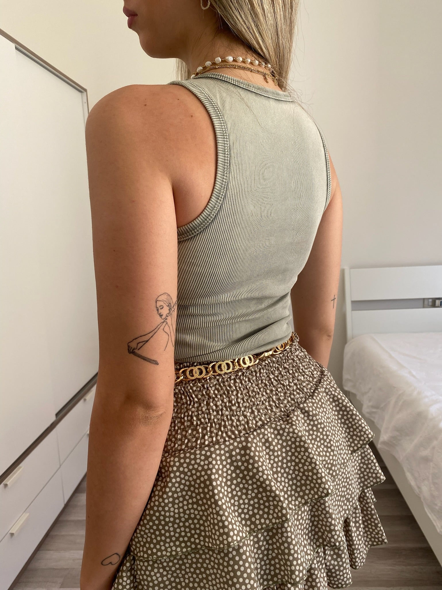 Top a costine verde militare sfumato - R.a. Boutique 