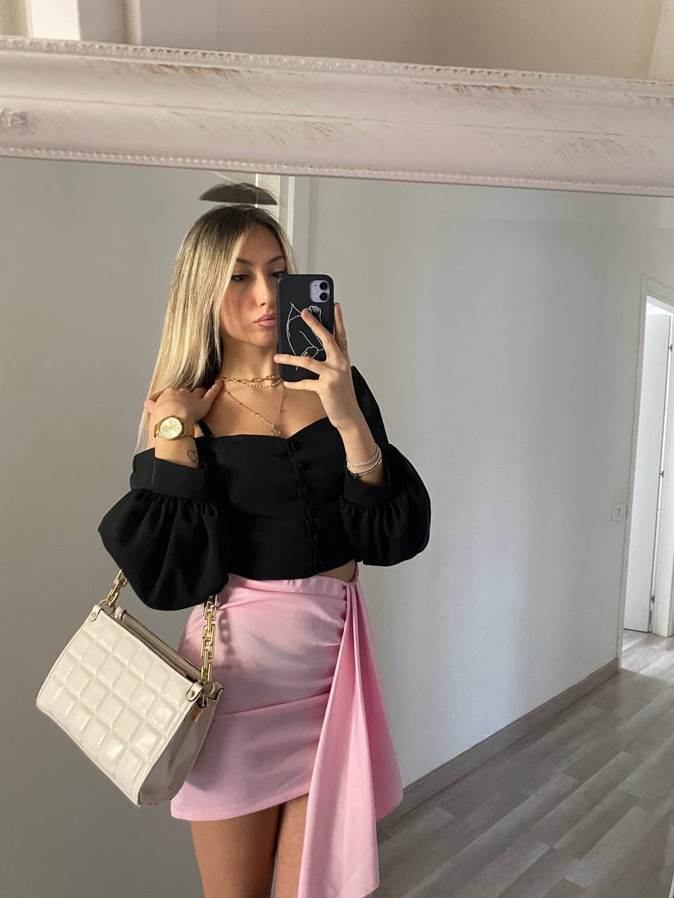 Top con bottoncini nero - R.a. Boutique 